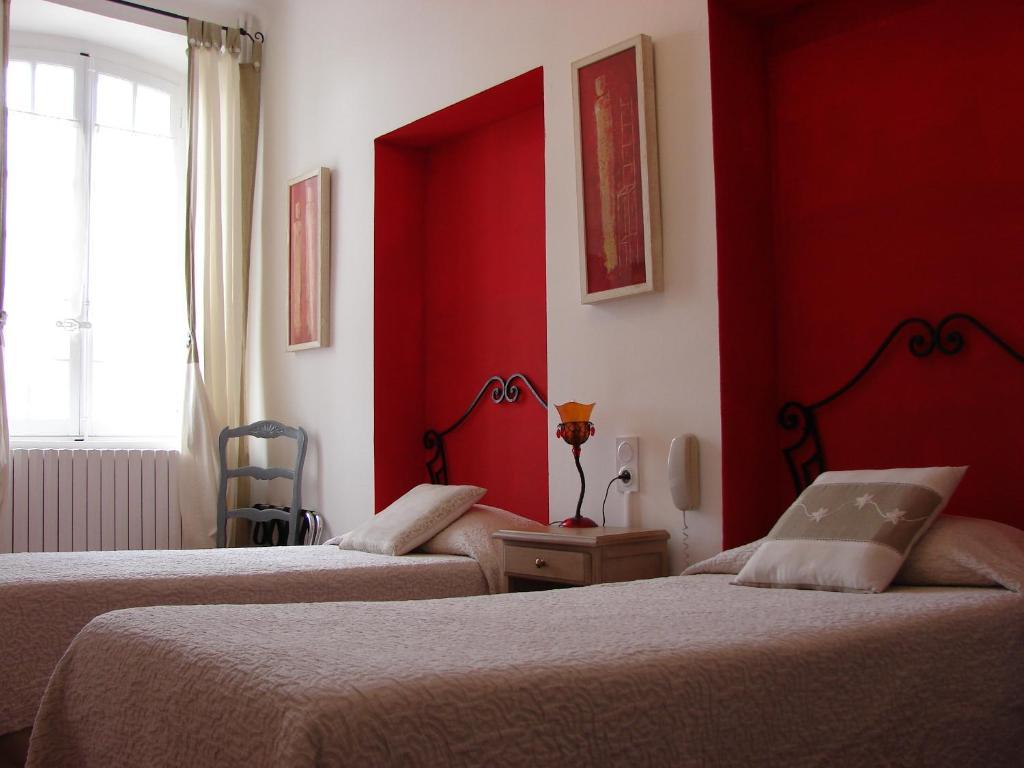 Hotel Le Siecle Mazan Rum bild